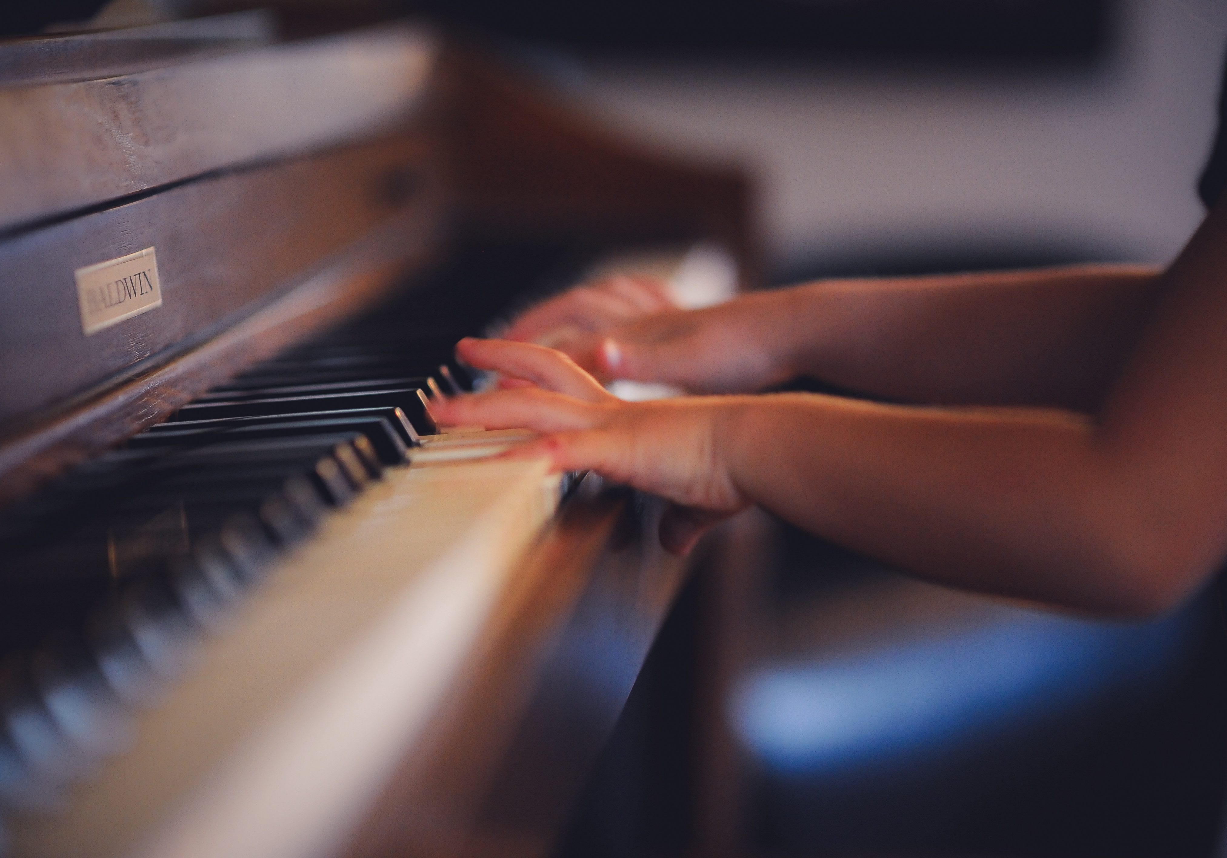 clark-young-143623-unsplash clark-young-143623-unsplash